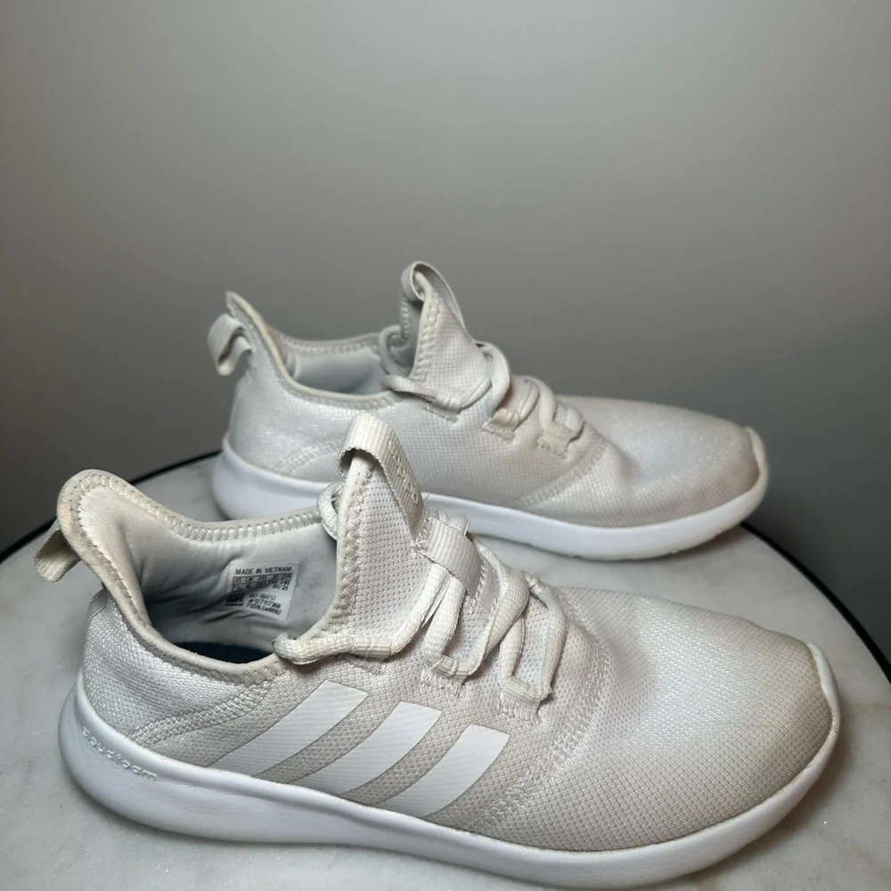 Adidas Women’s Cloudfoam Pure 2.0 Running Shoes Size 7.5 EUC‎
